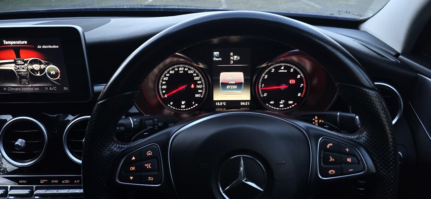 Used Mercedes-Benz C Class 2014 for sale - 76577743: Photo 5