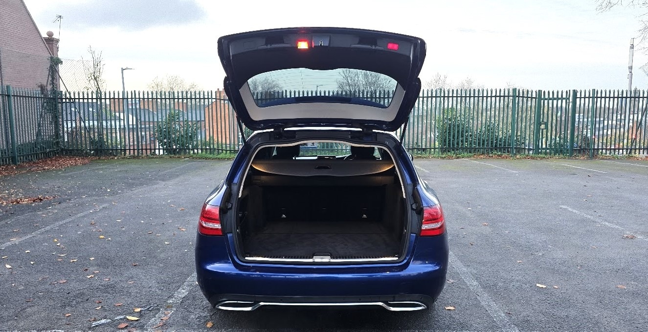 Used Mercedes-Benz C Class 2014 for sale - 77283995: Photo 10