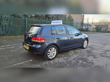 Used Volkswagen Golf 2010 for sale - 78553749: Photo