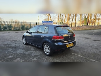 Used Volkswagen Golf 2010 for sale - 78553749: Photo