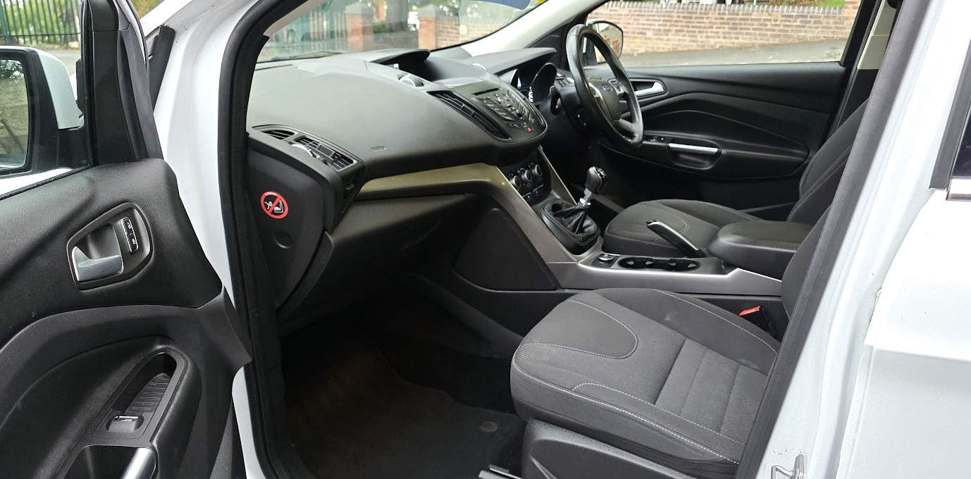 Used Ford Kuga 2015 for sale - 76206123: Photo 6