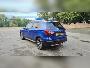 Used Suzuki SX4 S-Cross 2015 for sale - 76006399: Photo