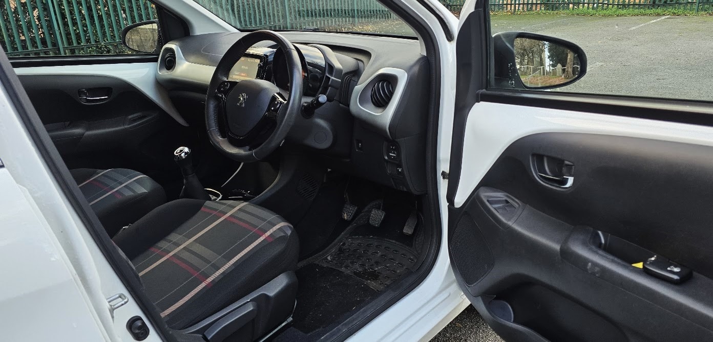 Used Peugeot 108 2014 for sale - 76946094: Photo 11