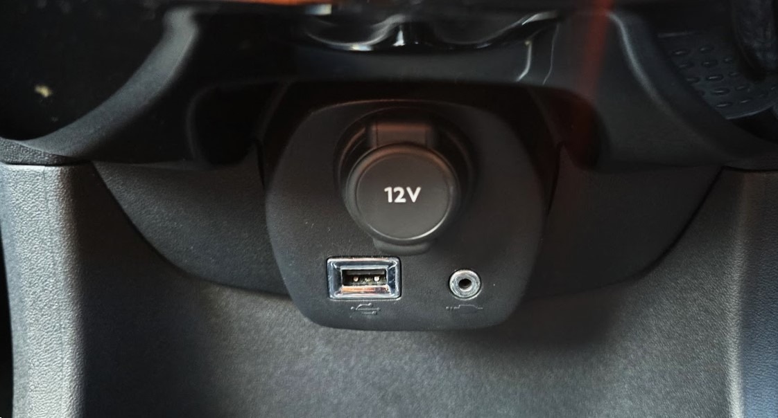 Used Peugeot 108 2014 for sale - 76946094: Photo 16