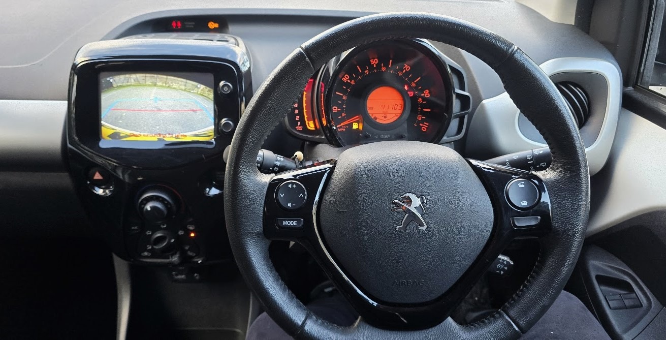 Used Peugeot 108 2014 for sale - 76946094: Photo 5