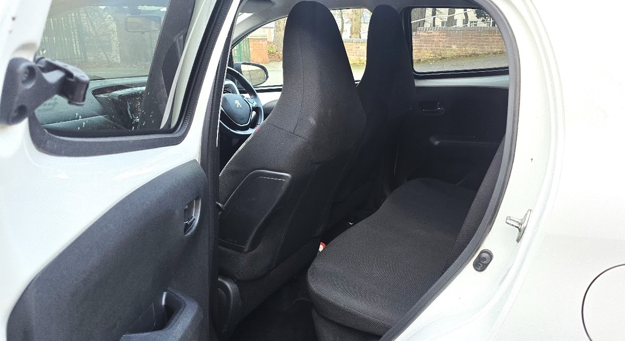 Used Peugeot 108 2014 for sale - 76946094: Photo 7