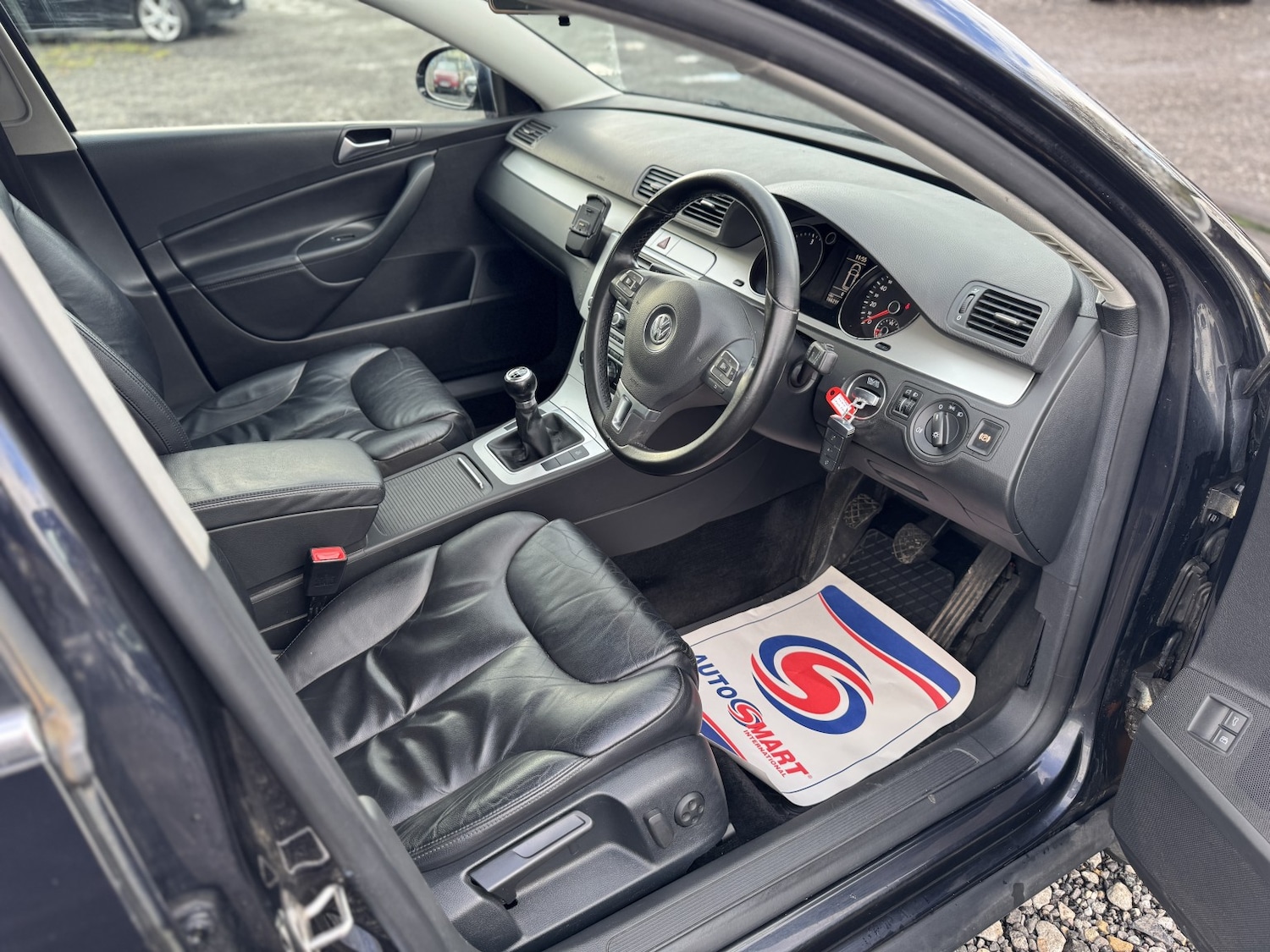 Used Volkswagen Passat 2010 for sale - 76482922: Photo 16