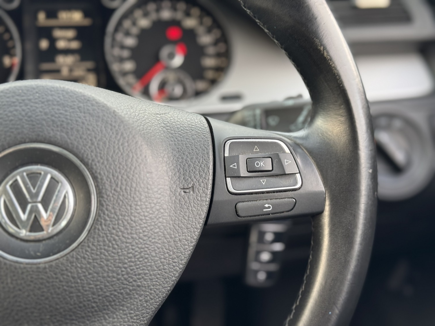 Used Volkswagen Passat 2010 for sale - 76482922: Photo 21