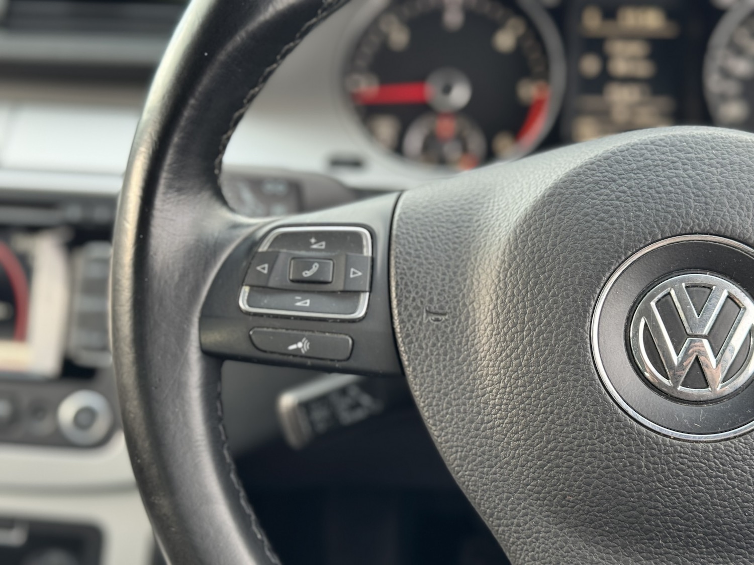 Used Volkswagen Passat 2010 for sale - 76482922: Photo 22