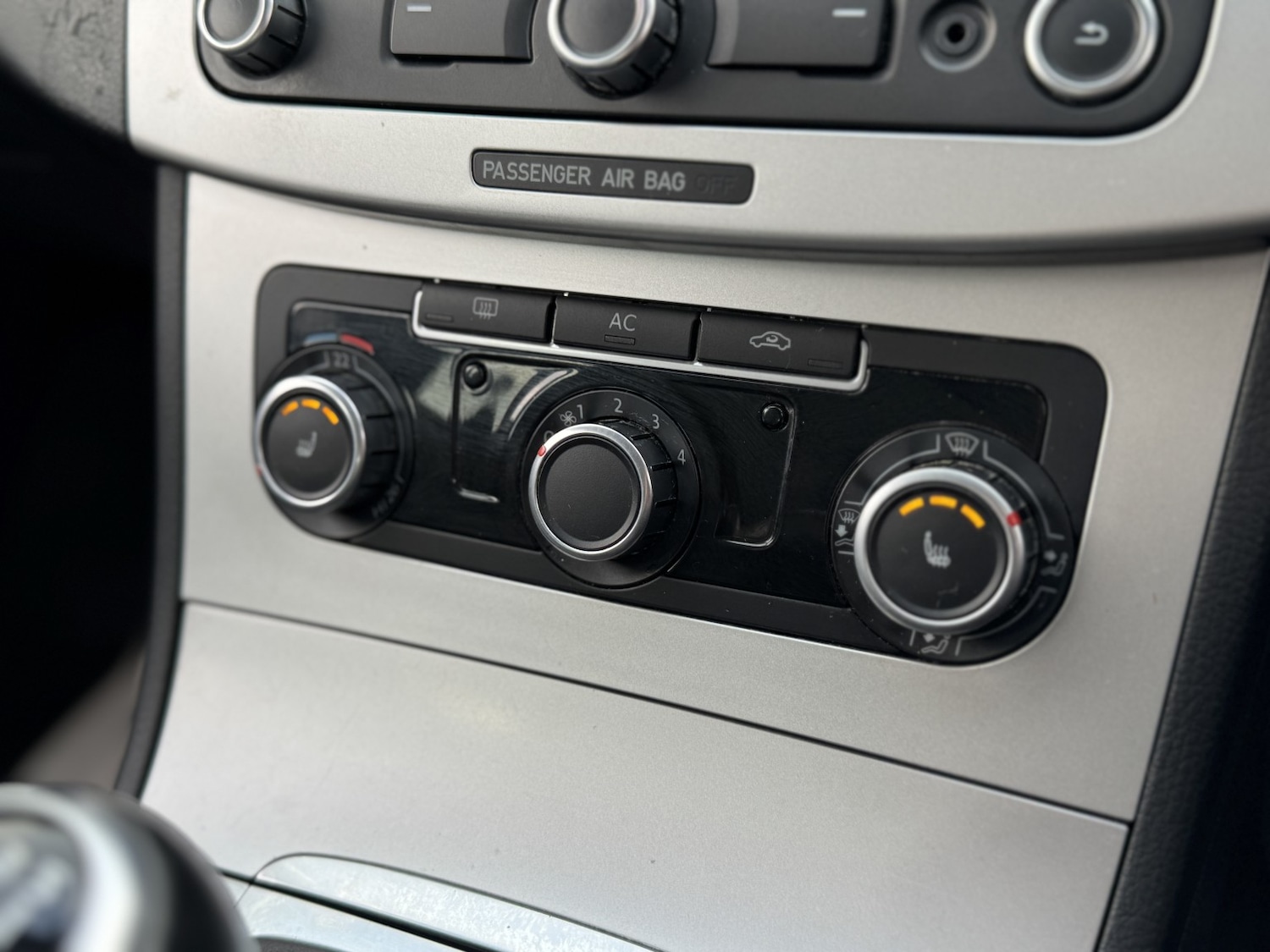 Used Volkswagen Passat 2010 for sale - 76482922: Photo 25