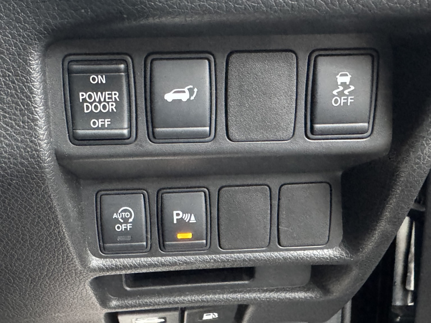 Used Nissan X-Trail 2016 for sale - 77089745: Photo 27