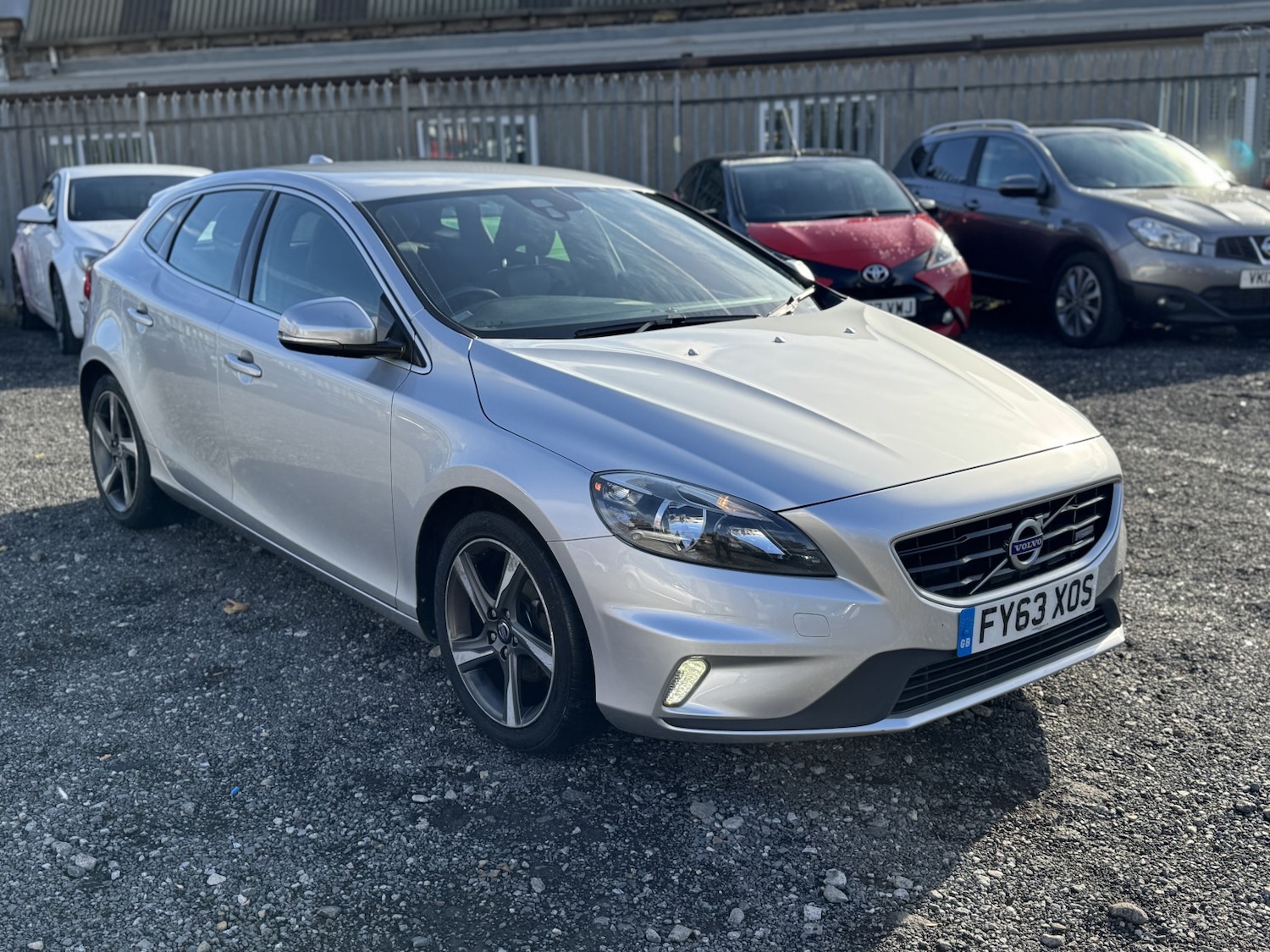 Used Volvo V40 2013 for sale - 76421906: Photo 1