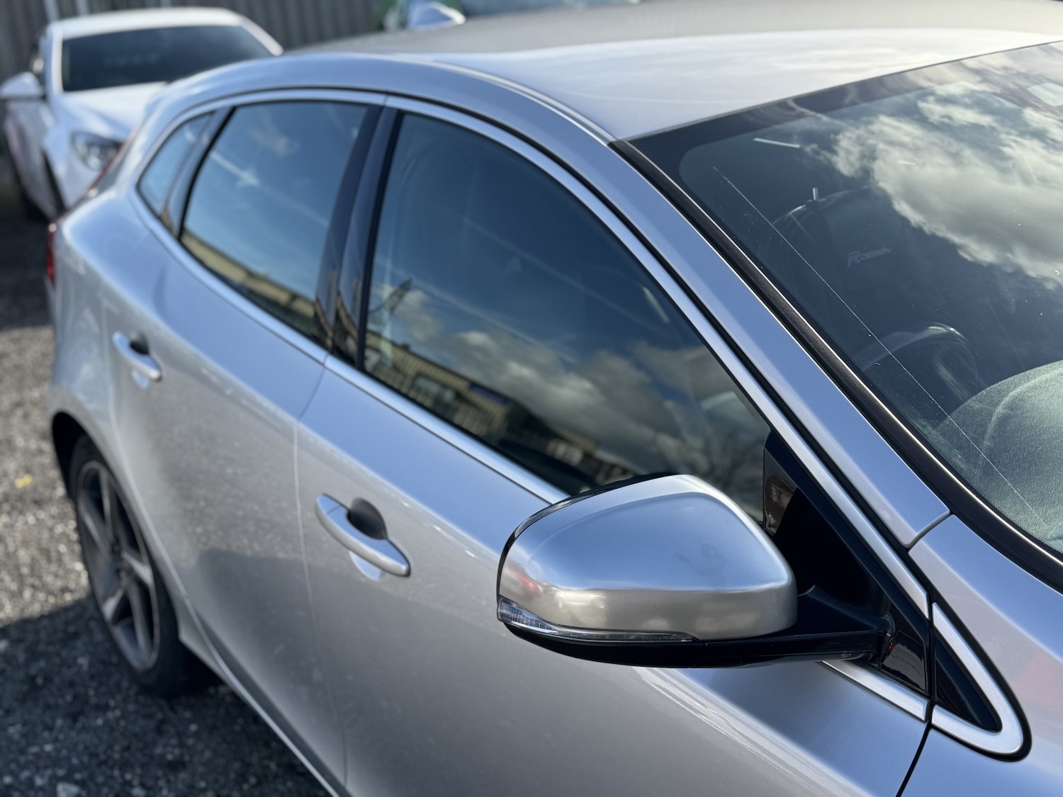 Used Volvo V40 2013 for sale - 76421906: Photo 13