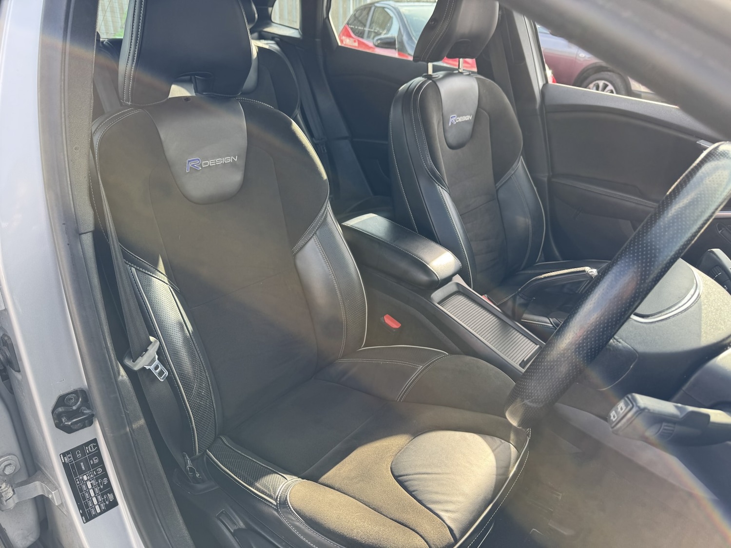 Used Volvo V40 2013 for sale - 76421906: Photo 27