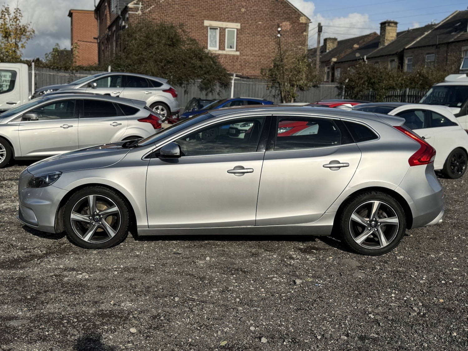Used Volvo V40 2013 for sale - 76421906: Photo 4