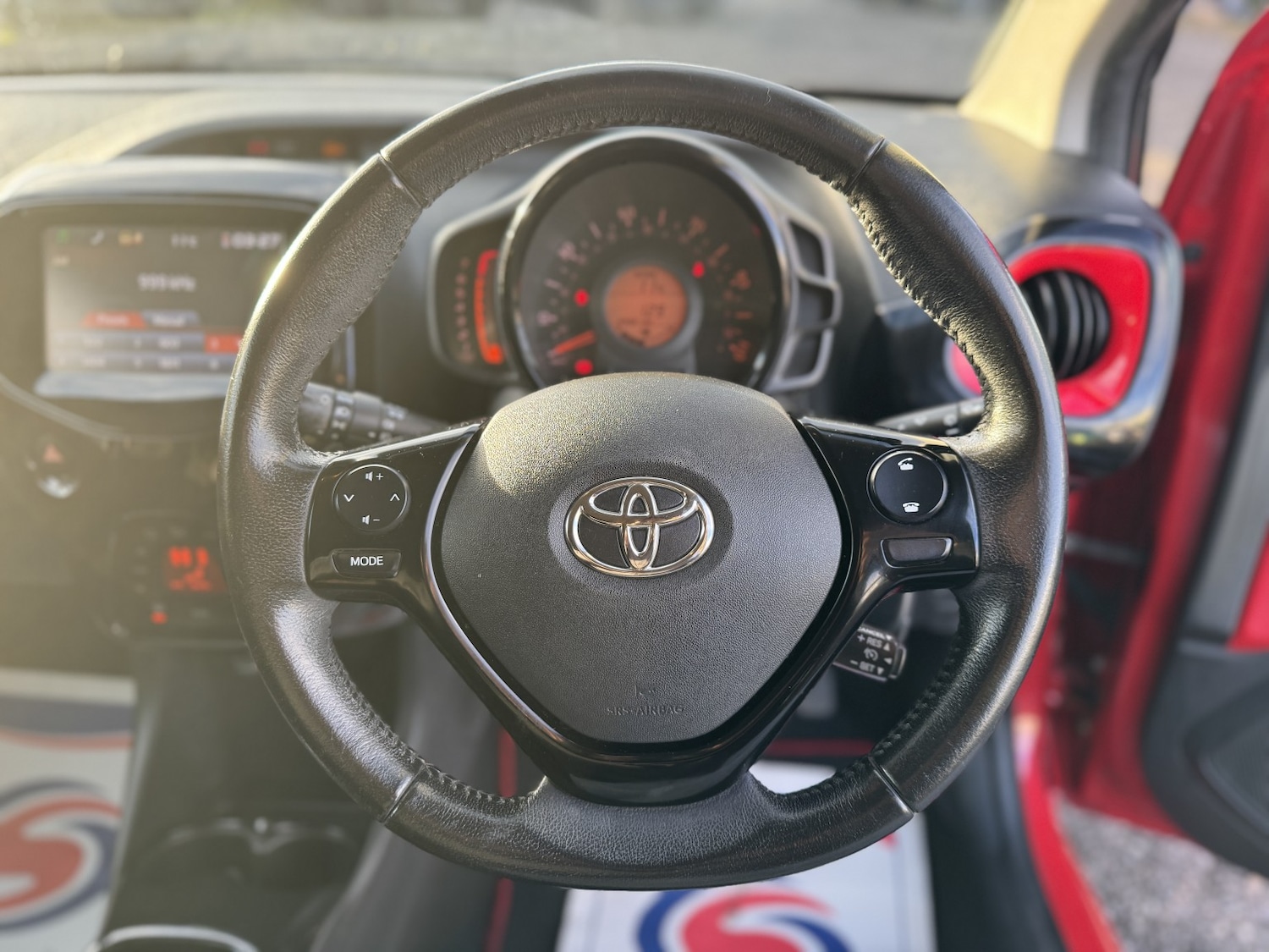 Used Toyota AYGO 2017 for sale - 76421899: Photo 15