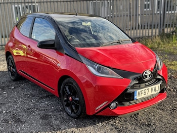 2017 - 1.0 VVT-i X-Cite 4 5dr