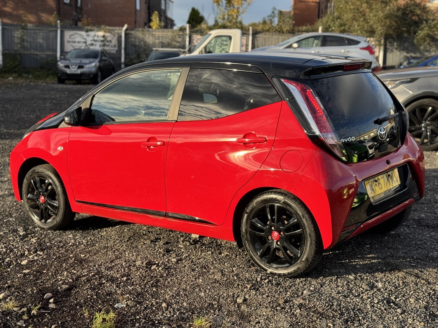 Used Toyota AYGO 2017 for sale - 76421899: Photo 5