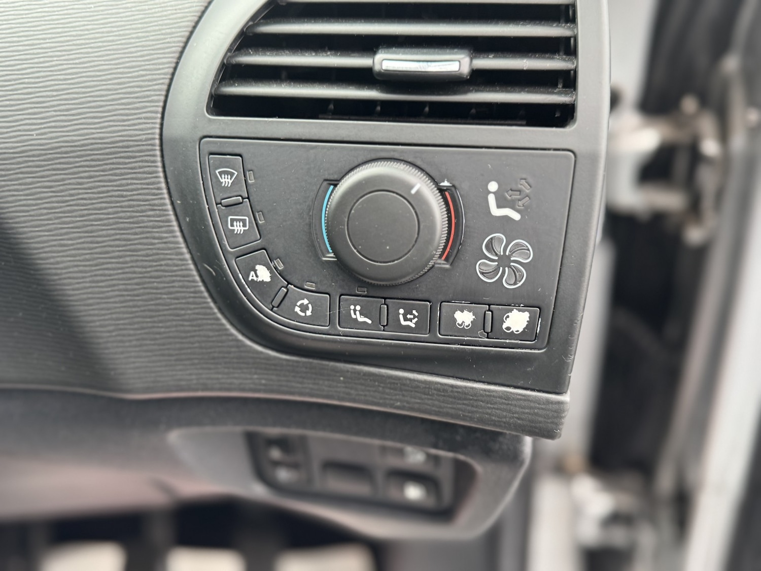 Used Citroen C4 Grand Picasso 2013 for sale - 76588409: Photo 13