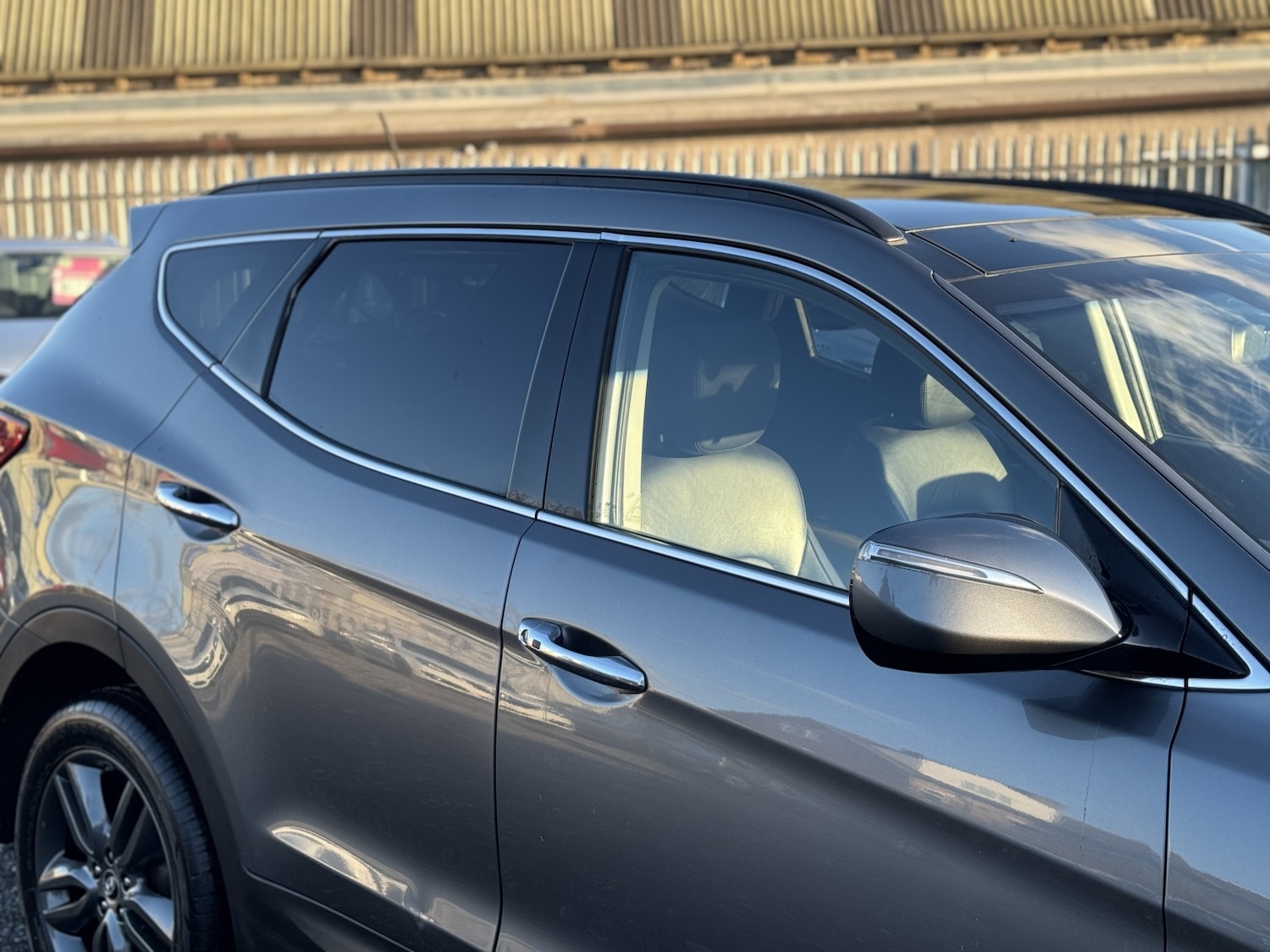 Used Hyundai Santa Fe 2014 for sale - 77709070: Photo 10