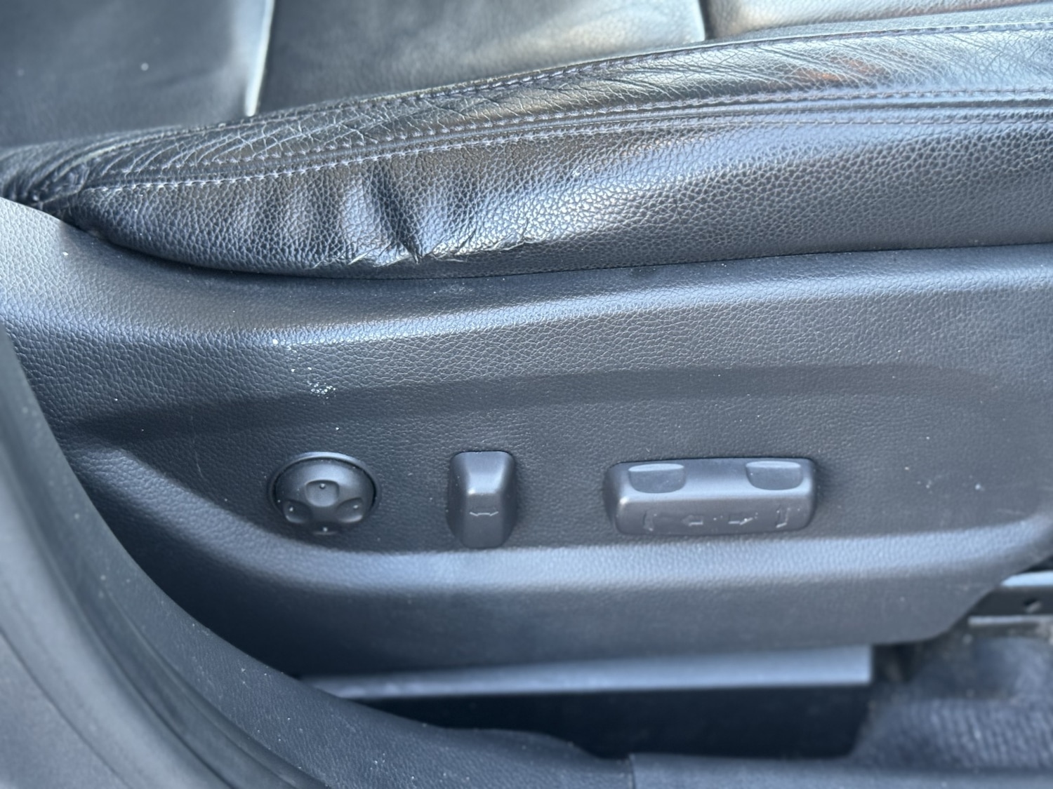 Used Hyundai Santa Fe 2014 for sale - 77709070: Photo 13