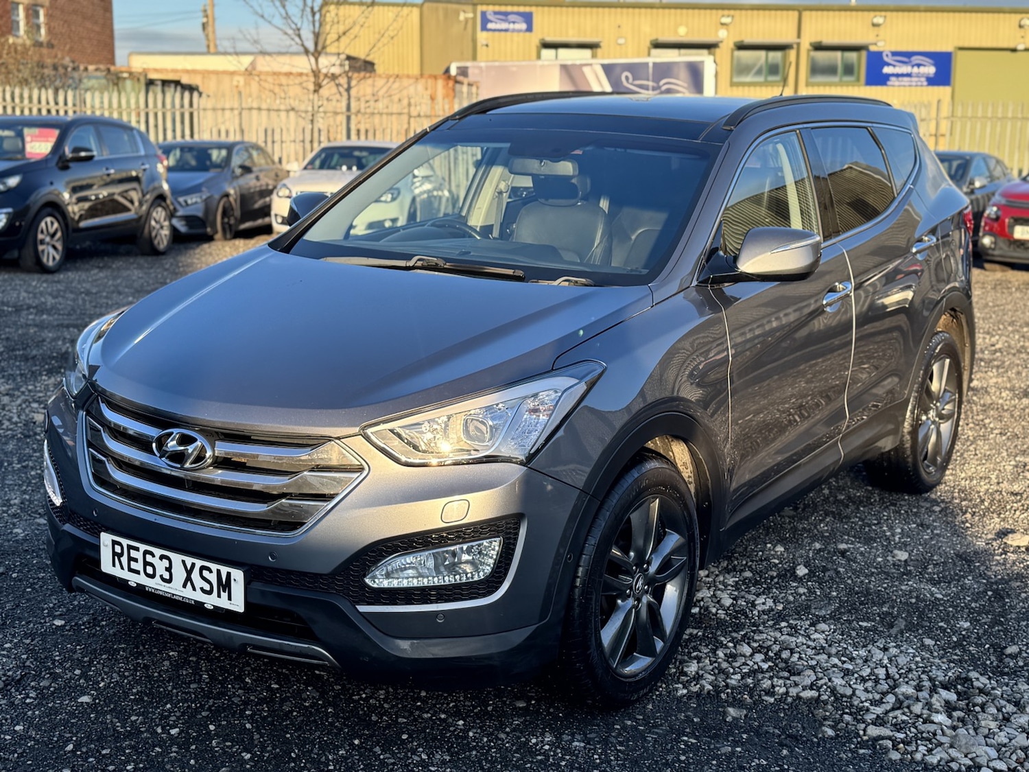 Used Hyundai Santa Fe 2014 for sale - 77709070: Photo 3