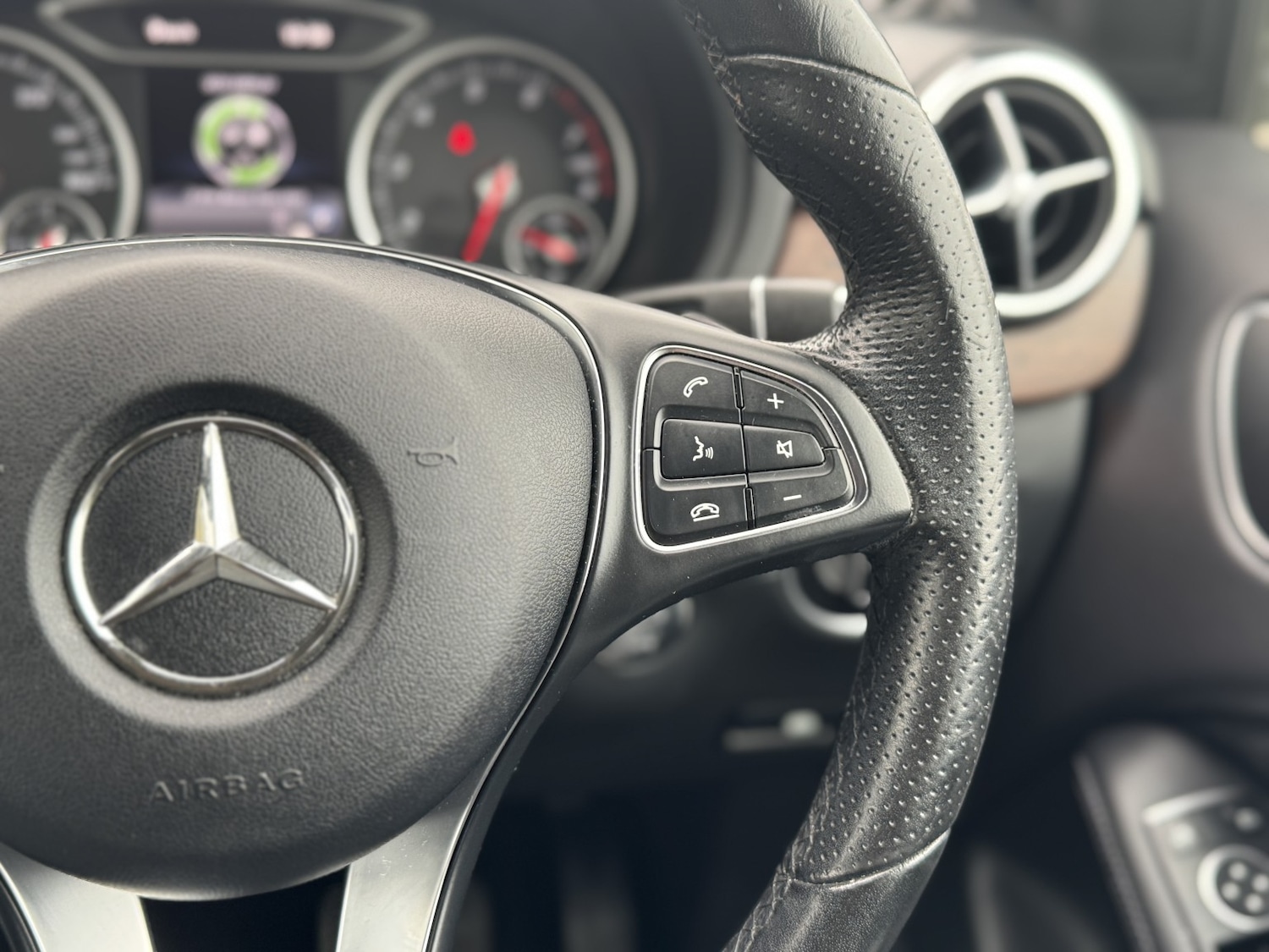 Used Mercedes-Benz B Class 2018 for sale - 78098139: Photo 19