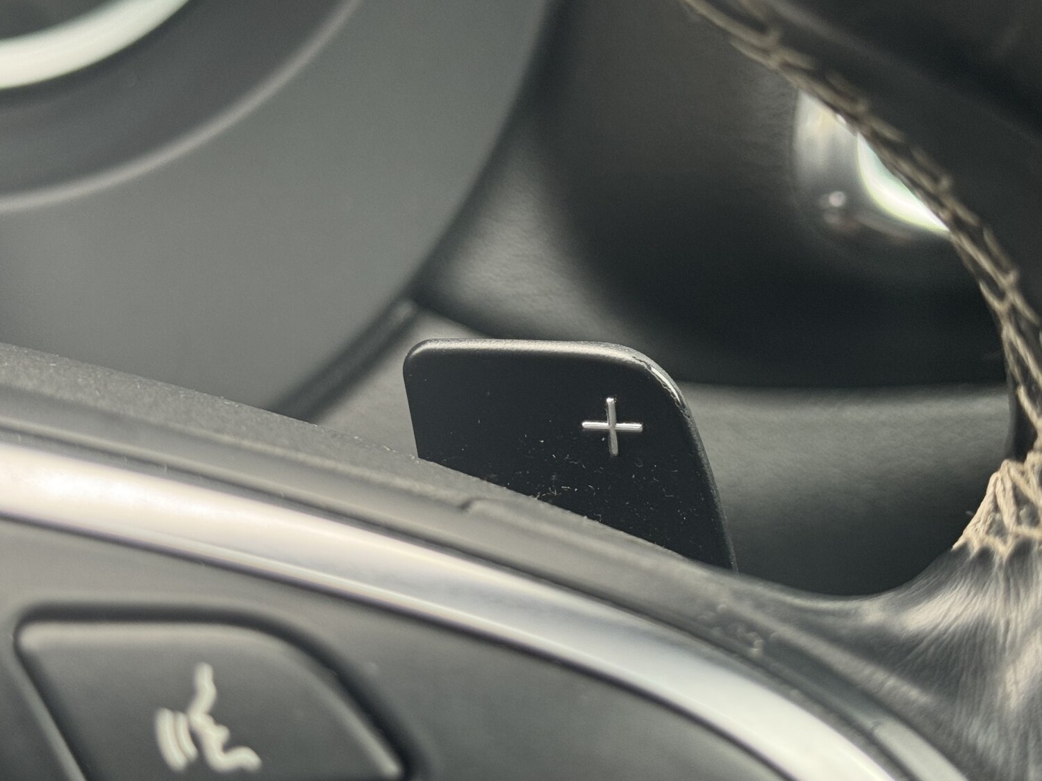 Used Infiniti Q30 2016 for sale - 77851360: Photo 25