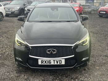 Used Infiniti Q30 2016 for sale - 77851360: Photo