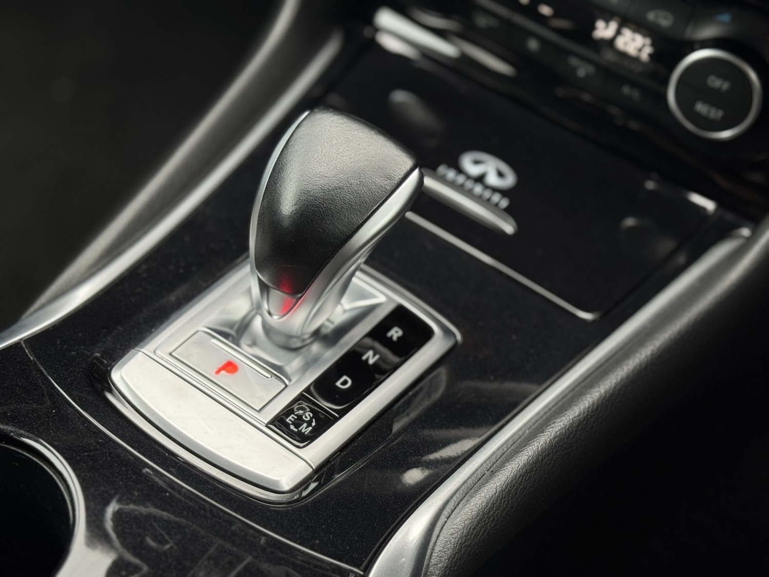 Used Infiniti Q30 2016 for sale - 77851360: Photo 30