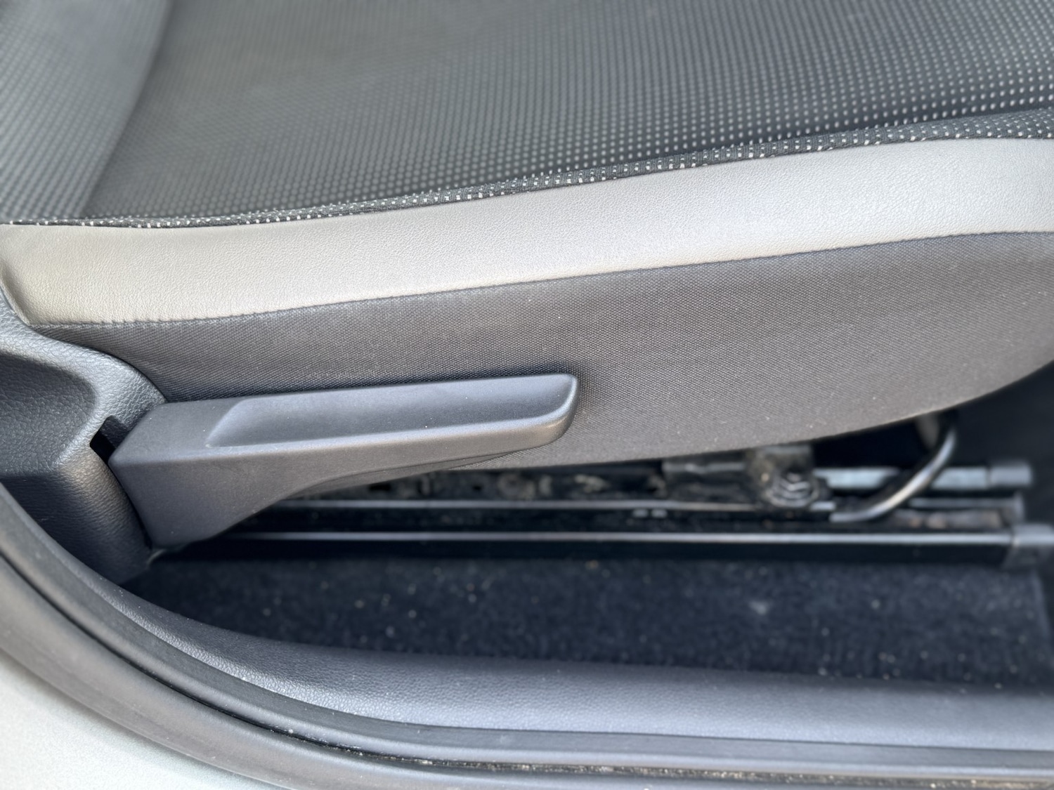 Used Volkswagen up! 2013 for sale - 77938050: Photo 13