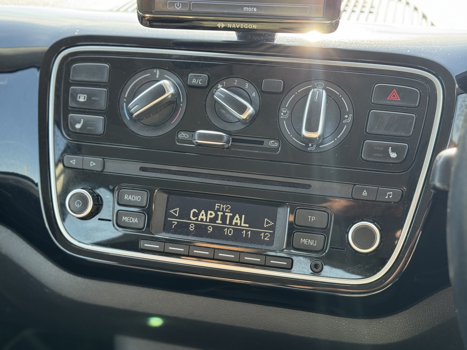 Used Volkswagen up! 2013 for sale - 77938050: Photo 19