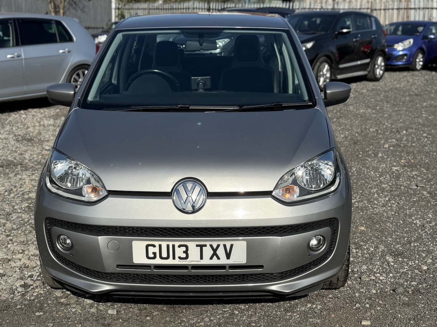 Used Volkswagen up! 2013 for sale - 77938050: Photo 2