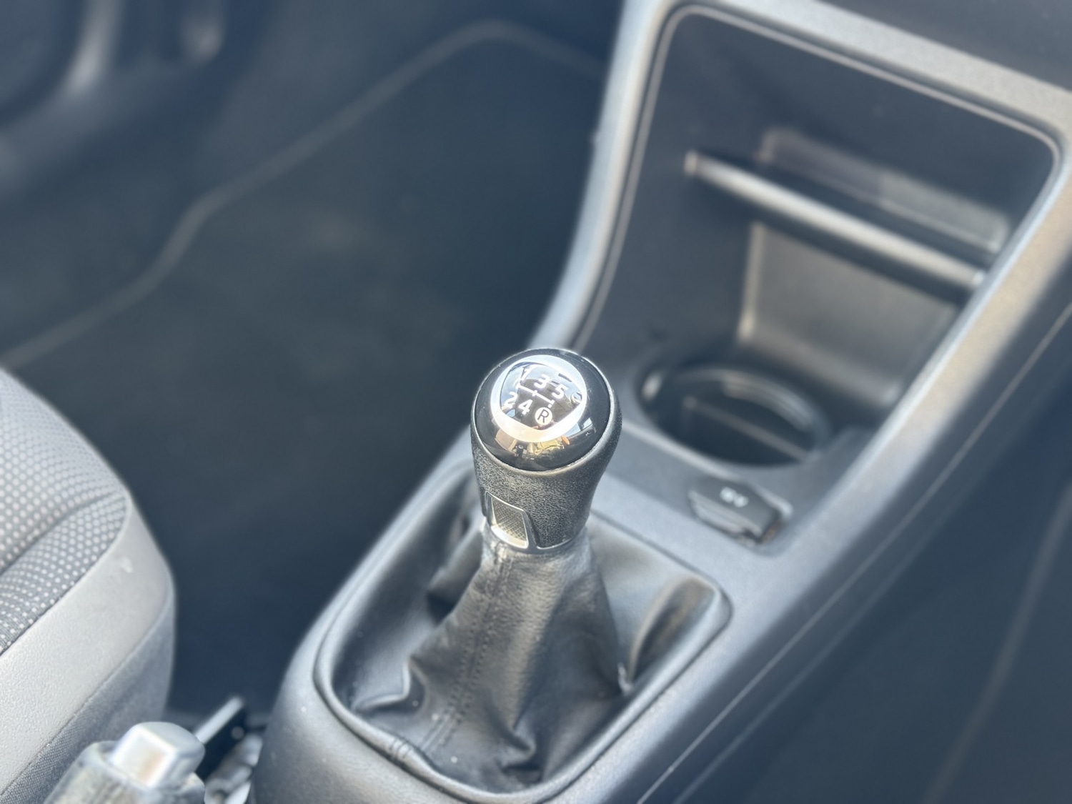 Used Volkswagen up! 2013 for sale - 77938050: Photo 21