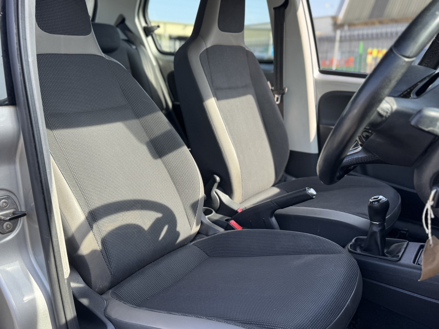 Used Volkswagen up! 2013 for sale - 77938050: Photo 23