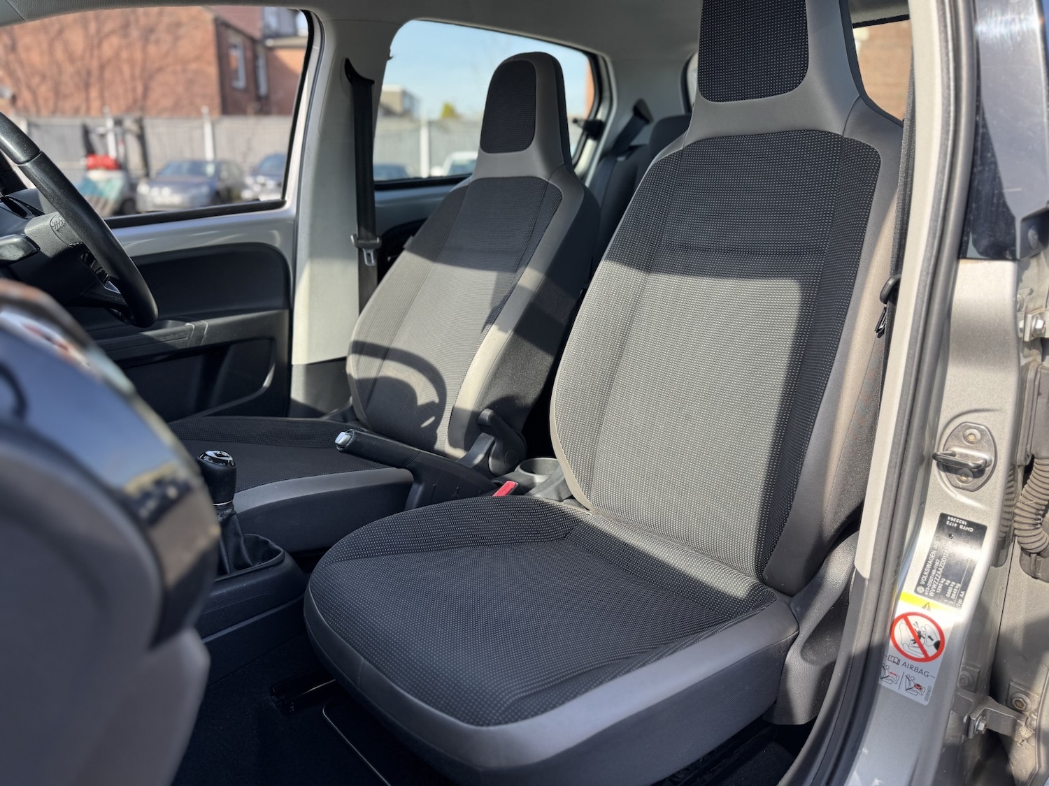 Used Volkswagen up! 2013 for sale - 77938050: Photo 24