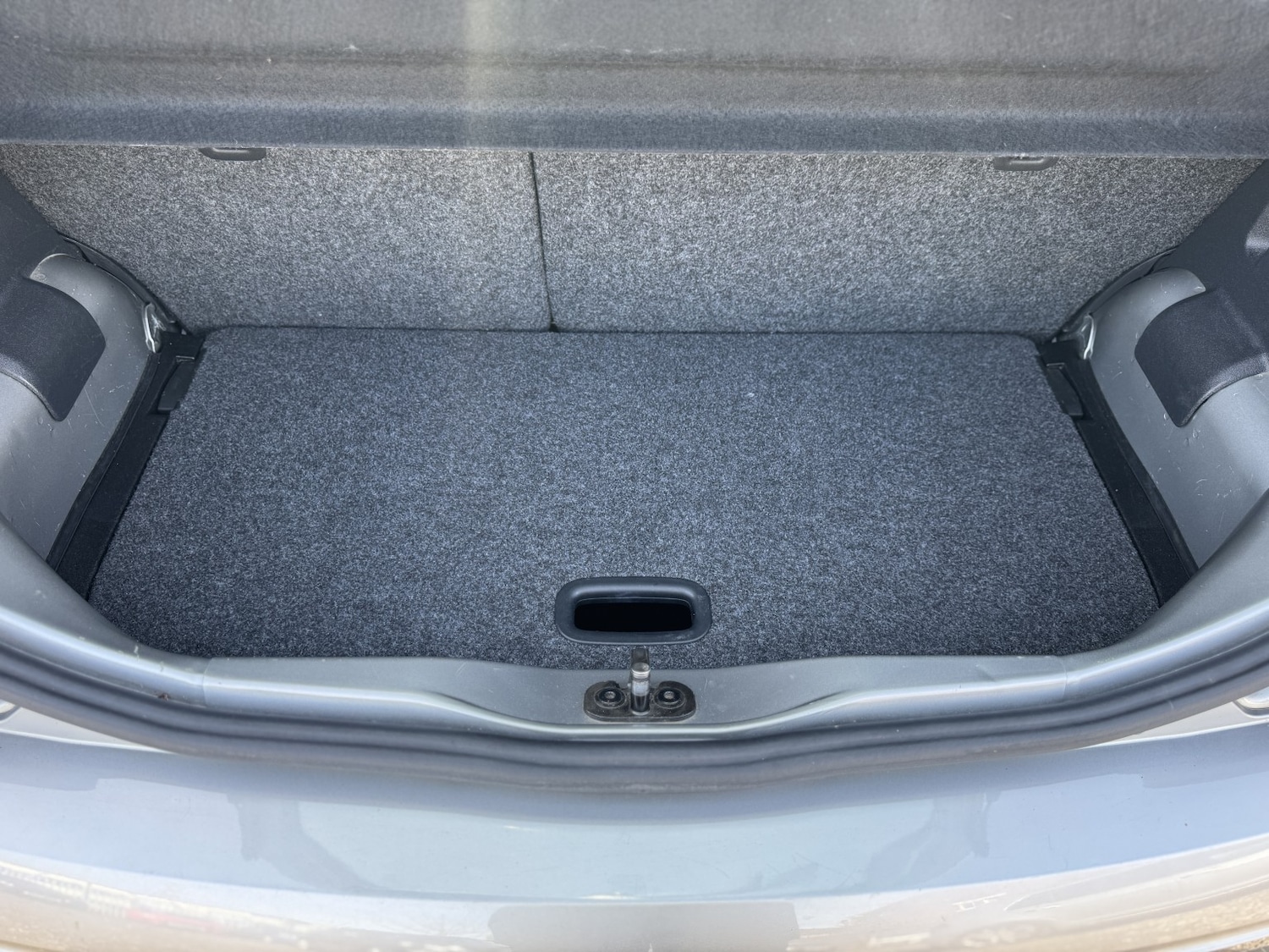 Used Volkswagen up! 2013 for sale - 77938050: Photo 28