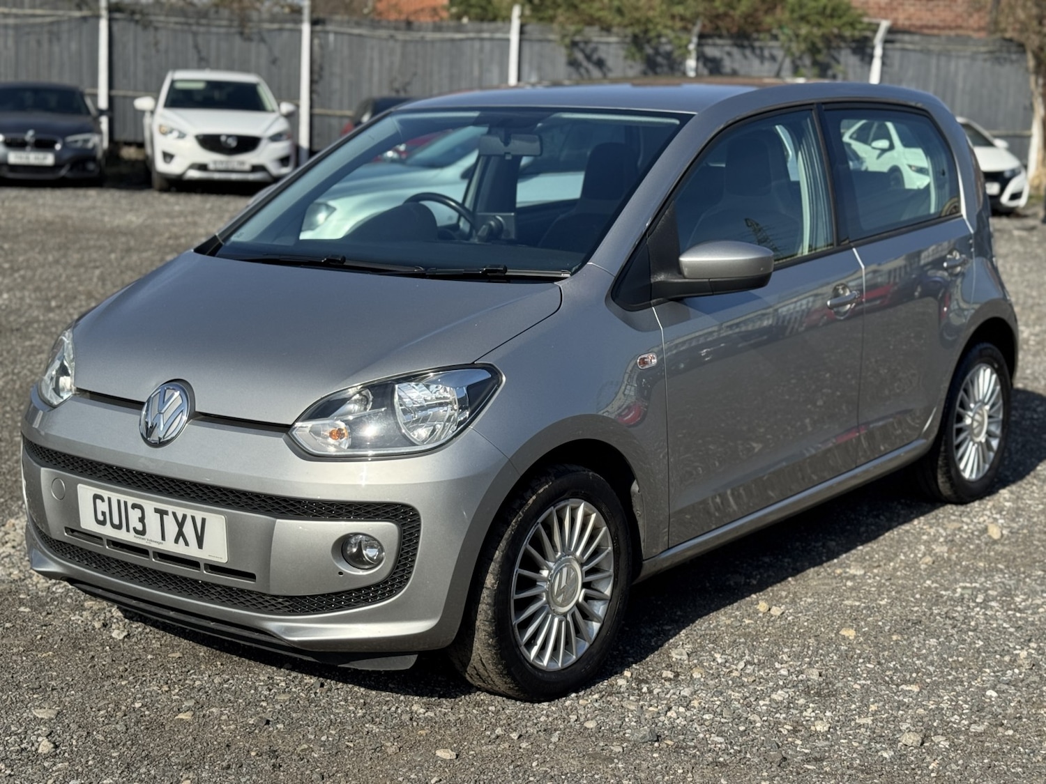 Used Volkswagen up! 2013 for sale - 77938050: Photo 3