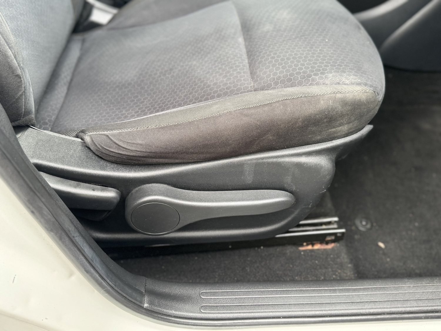 Used Nissan Juke 2014 for sale - 76547899: Photo 15