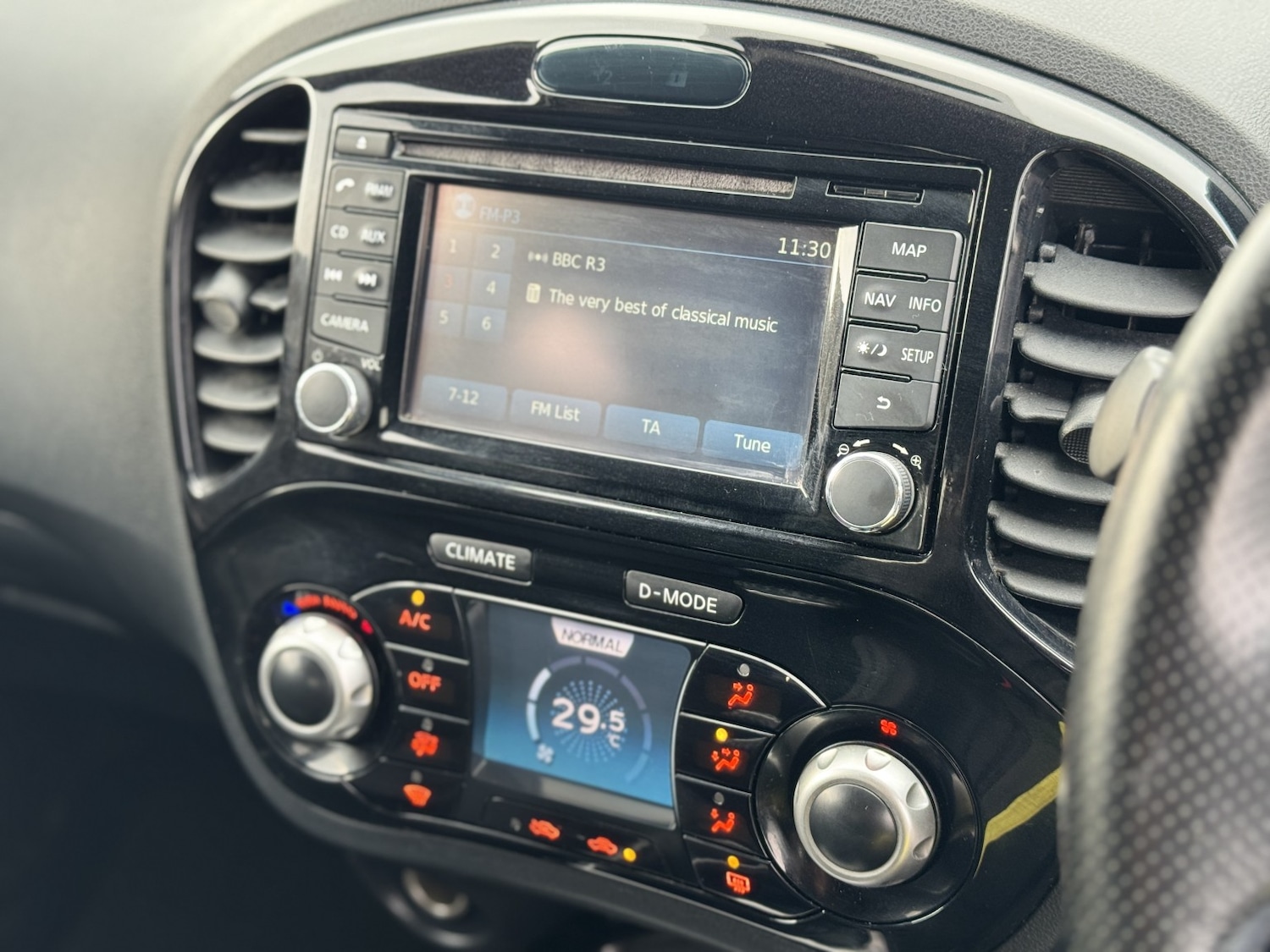 Used Nissan Juke 2014 for sale - 76547899: Photo 22