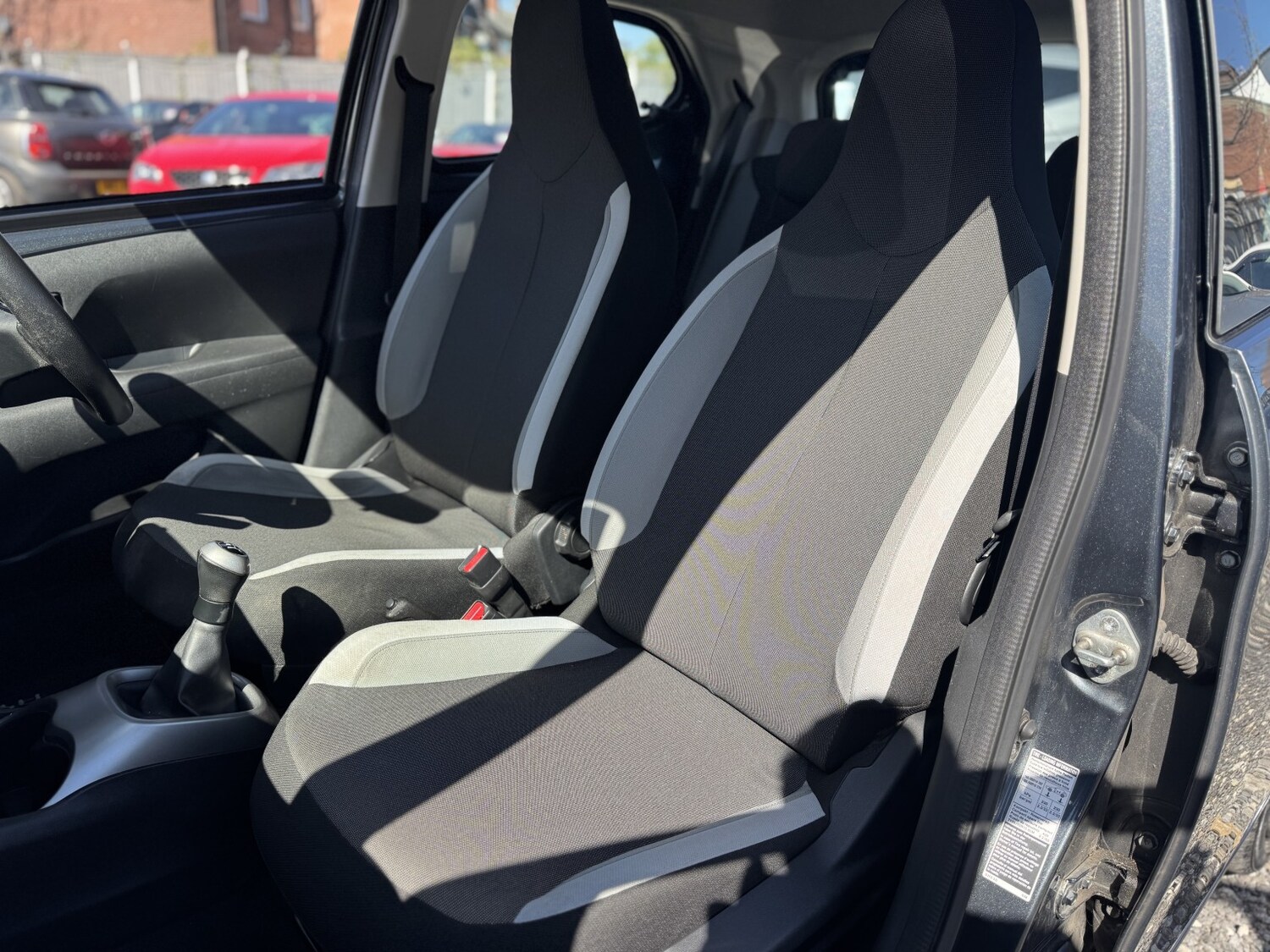 Used Toyota AYGO 2015 for sale - 78155323: Photo 22