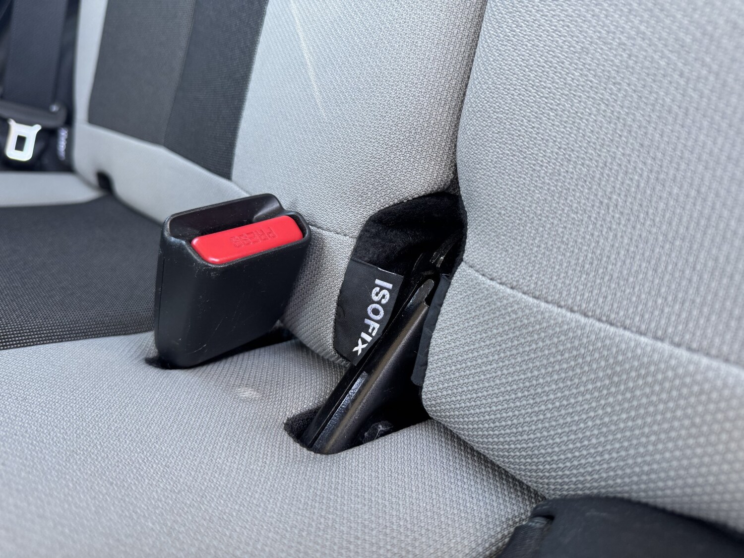 Used Toyota AYGO 2015 for sale - 78155323: Photo 25