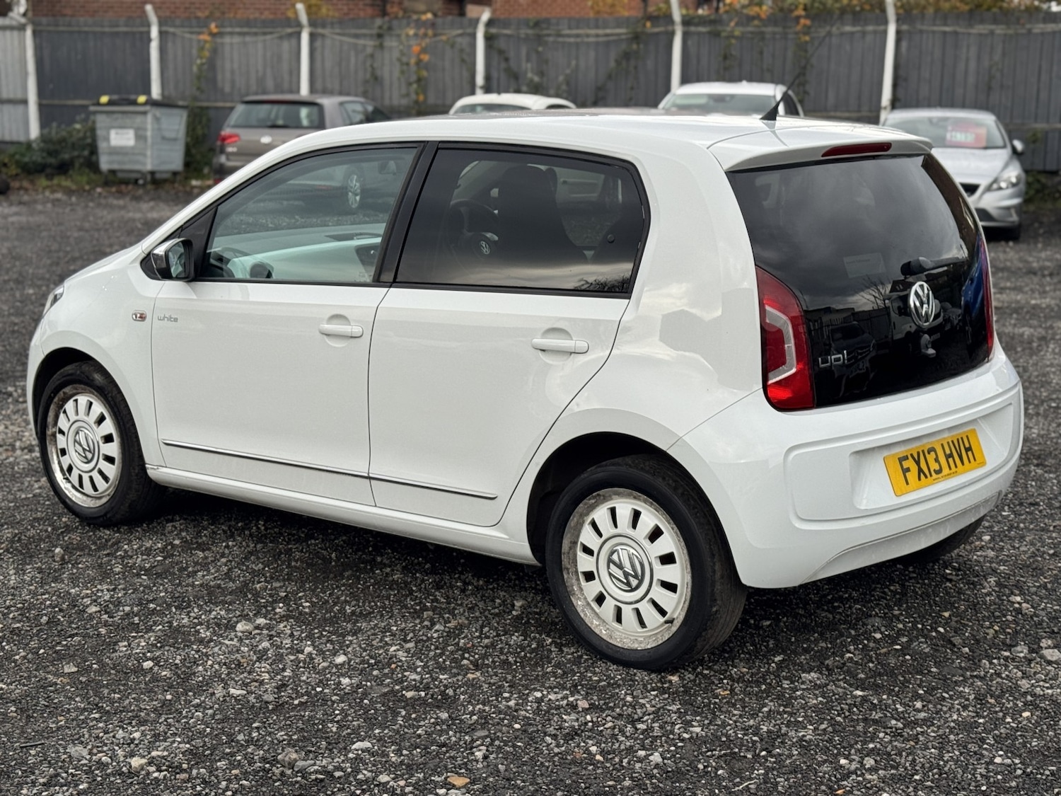 Used Volkswagen up! 2013 for sale - 76483008: Photo 5