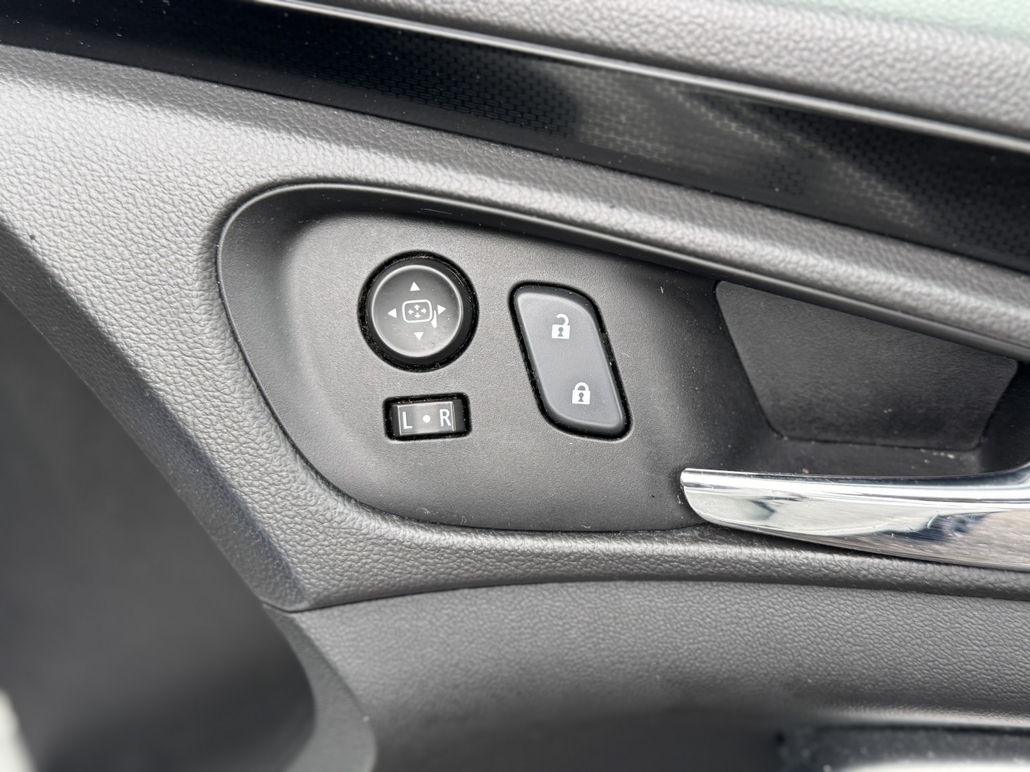 Used Vauxhall Insignia 2015 for sale - 77681715: Photo 14