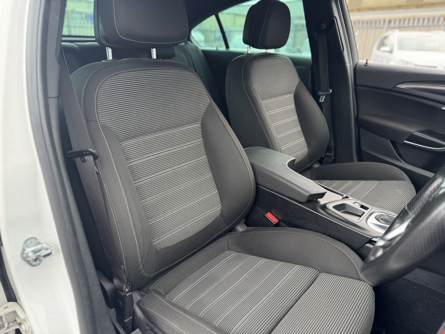 Used Vauxhall Insignia 2015 for sale - 77681715: Photo 24