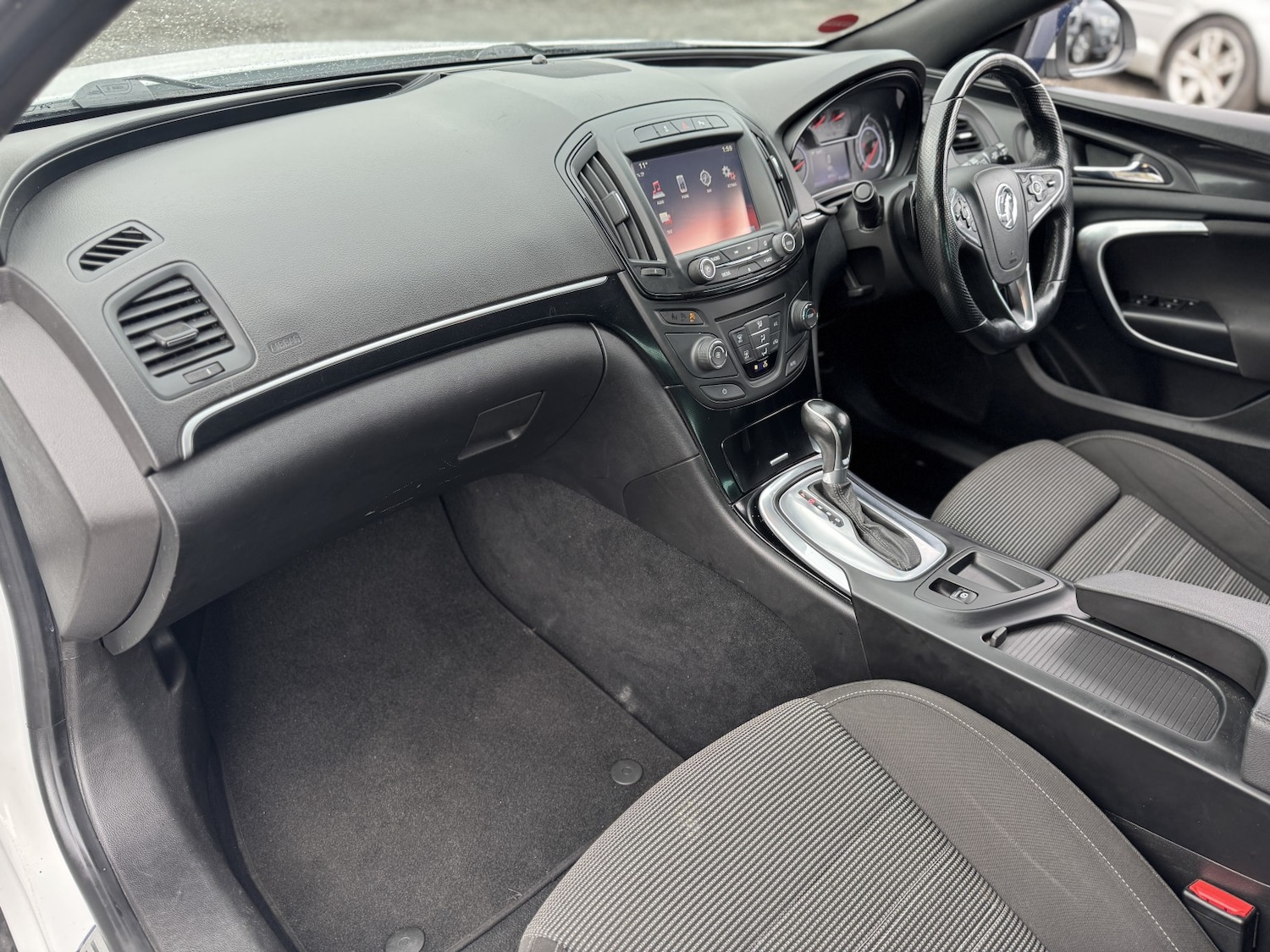 Used Vauxhall Insignia 2015 for sale - 77681715: Photo 26