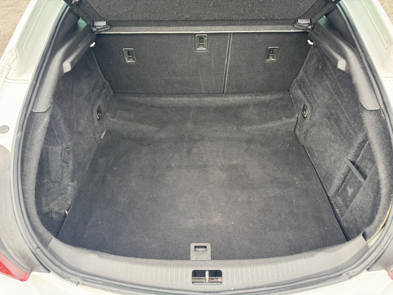 Used Vauxhall Insignia 2015 for sale - 77681715: Photo 29