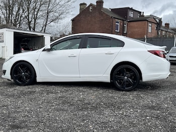 Used Vauxhall Insignia 2015 for sale - 77681715: Photo