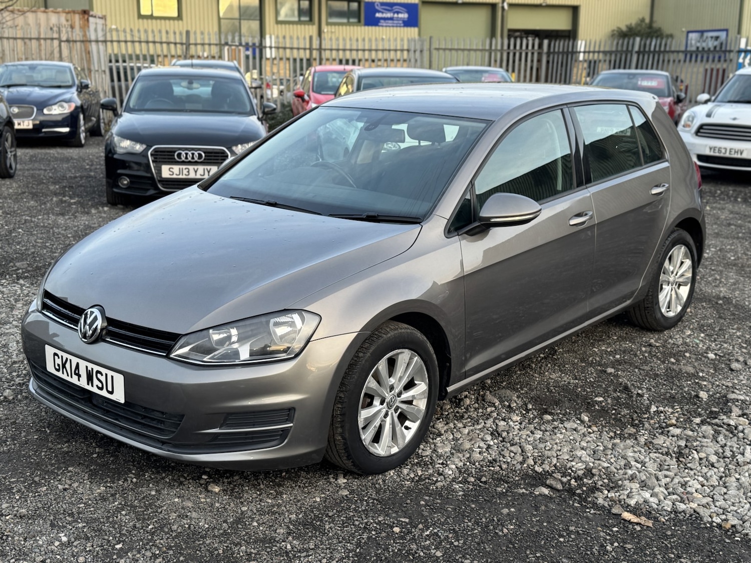 Used Volkswagen Golf 2014 for sale - 76713108: Photo 1