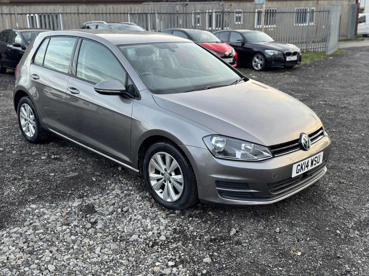 Used Volkswagen Golf 2014 for sale - 76713108: Photo 2